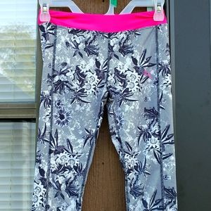 Girls puma m (8-10) black white pink